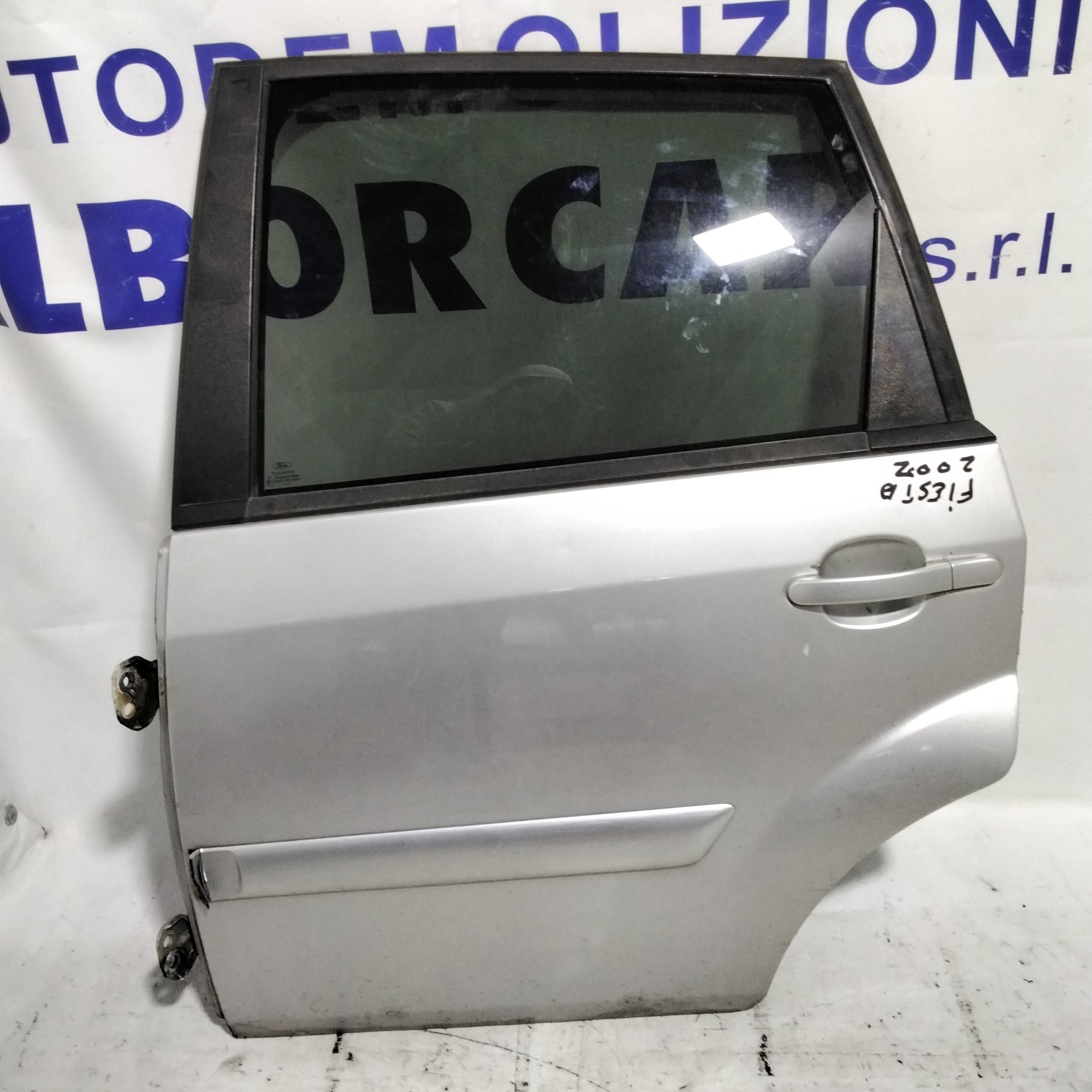 Puerta trasera izquierda FORD Fiesta año 2007