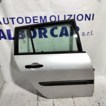 Carica l&#39;immagine nel visualizzatore di Gallery, Sportello posteriore destro RENAULT megane anno 2005
