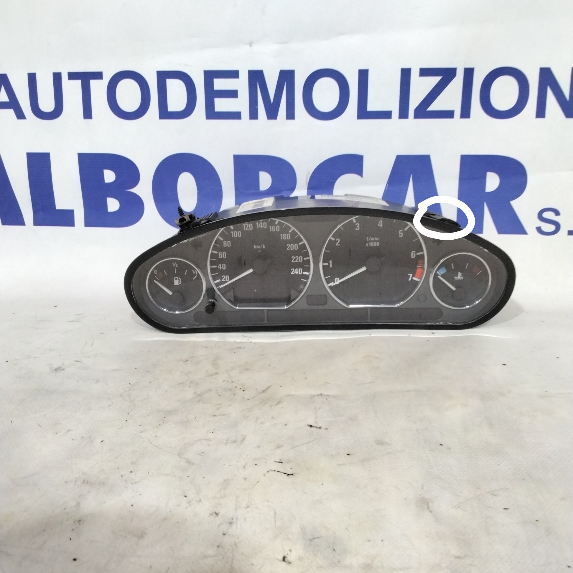 Quadro strumento /contachilometri BMW Z3 2.0 benzina anno 1998 codice:62118381880