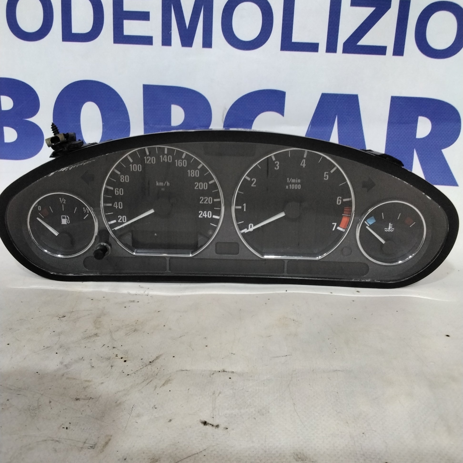 Quadro strumento /contachilometri BMW Z3 2.0 benzina anno 1998 codice:62118381880