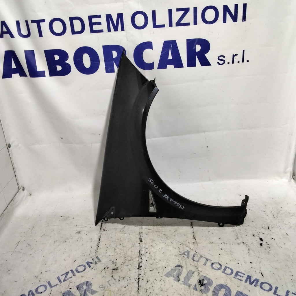 Guardabarros delantero derecho Renault Megane año 2005