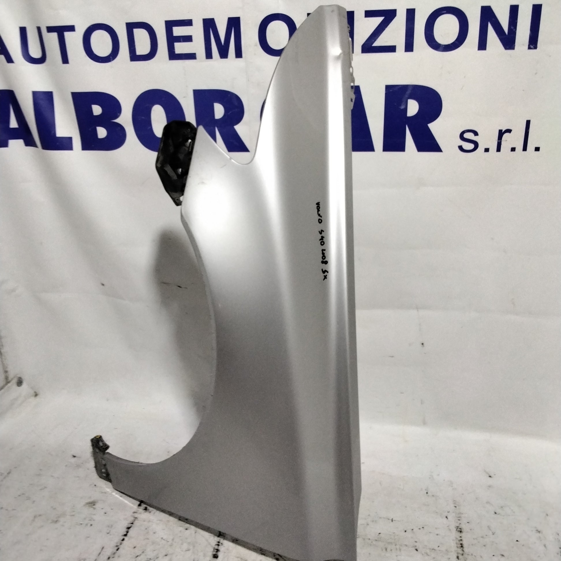 parafango fianchetto anteriore sinistro volvo S40 anno 2008