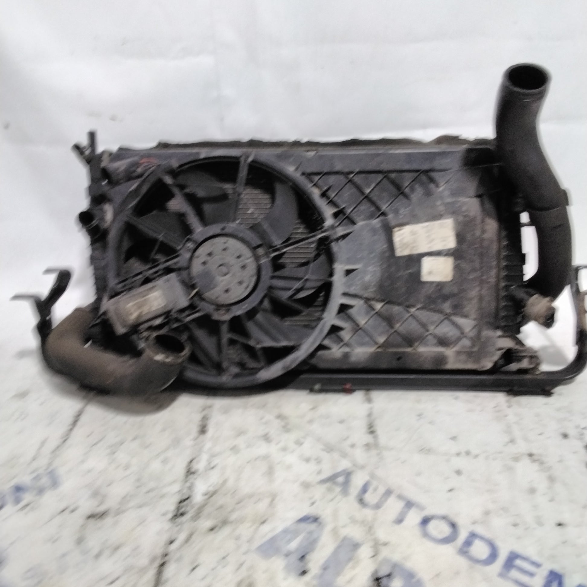 Radiatore completo ford focus C-MAX 1.6 diesel anno 2007
