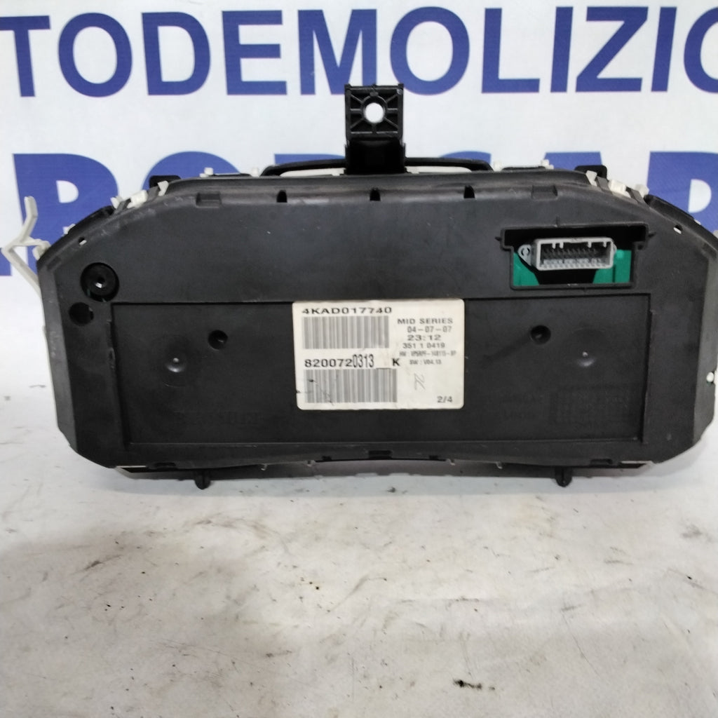 Quadro strumento /contachilometri  renault megane 2 serie anno 2005 codice:8200720313