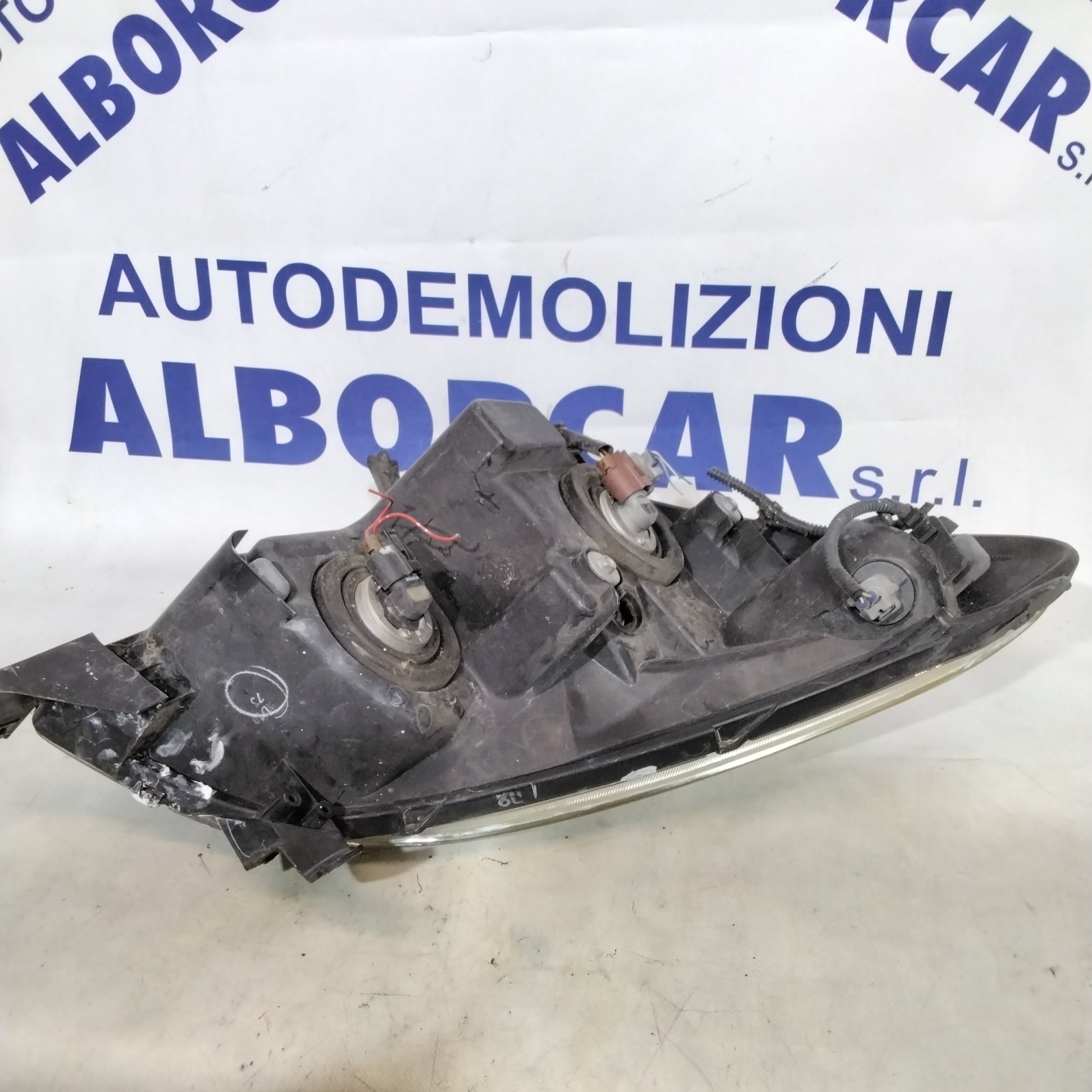 faro/fanale anteriore sinistro toyota corolla anno 2006 (sf8p4)
