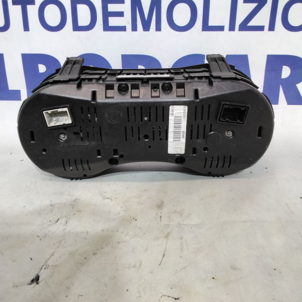 Cuadro de instrumentos / cuentakilómetros Alfa Romeo 159 1.9 JDTM año 2005 código: 0156079251