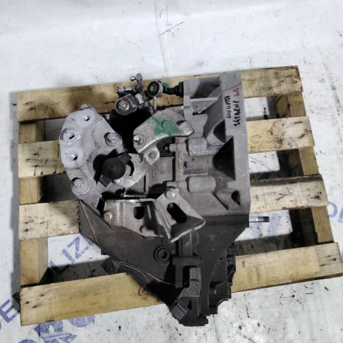 Cambio manual Alfa Romeo Giulietta 1.4 turbo gasolina año 2016 código: 65220248
