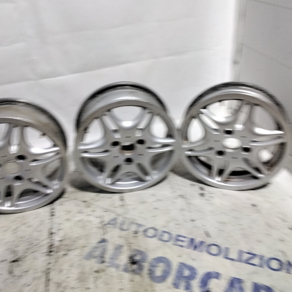 4 cerchi in lega 3 fori smart for two 15pollici
