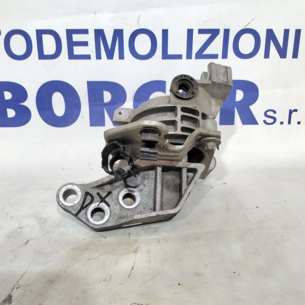 Supporto motore destro alfa romeo giulietta 1.4 turbo benzina anno 2916