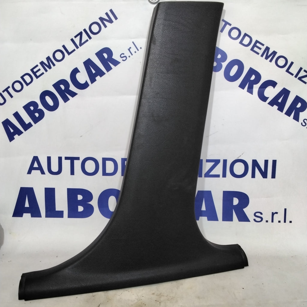 Rivestimento inferiore montante centrale destro BMW z3 anno 1998 codice:8198682