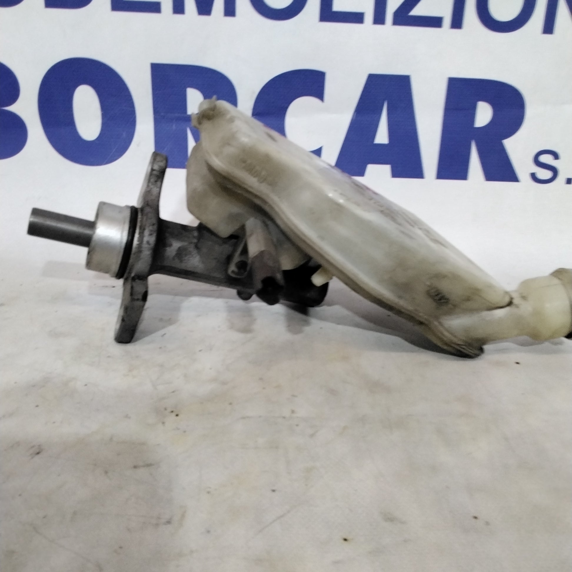 Pompa freno citreon c2 1.4 benzina anno 2004 codice:320670938