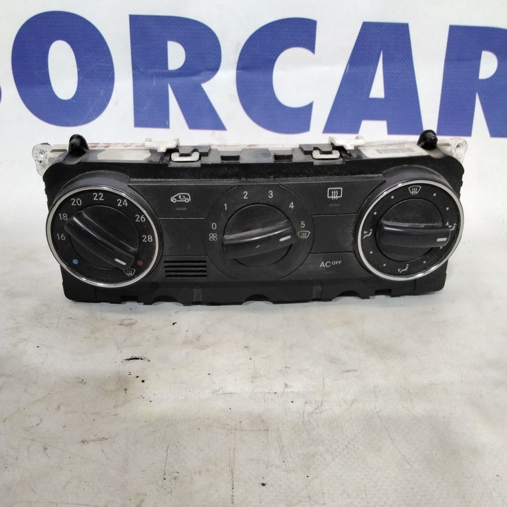 Comando climatizzatore mercedes classe A170 anno 2006 codice:A1698301385