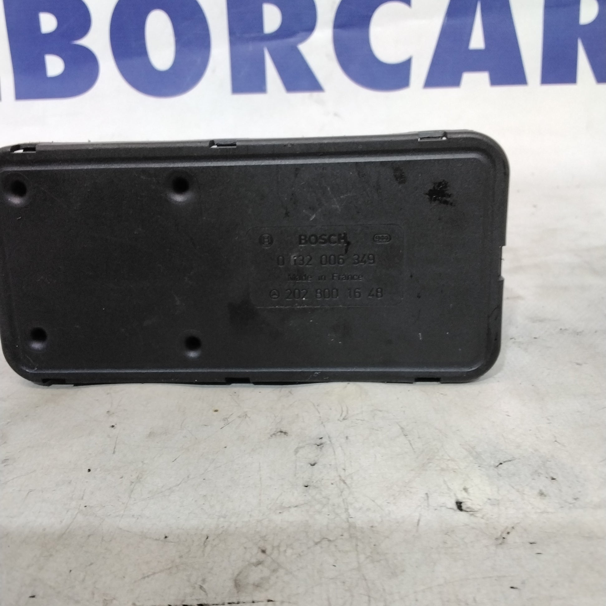 Pompa chiusura centralizzata mercedes classe C W202 anno 1993/2000 codice:0132006349