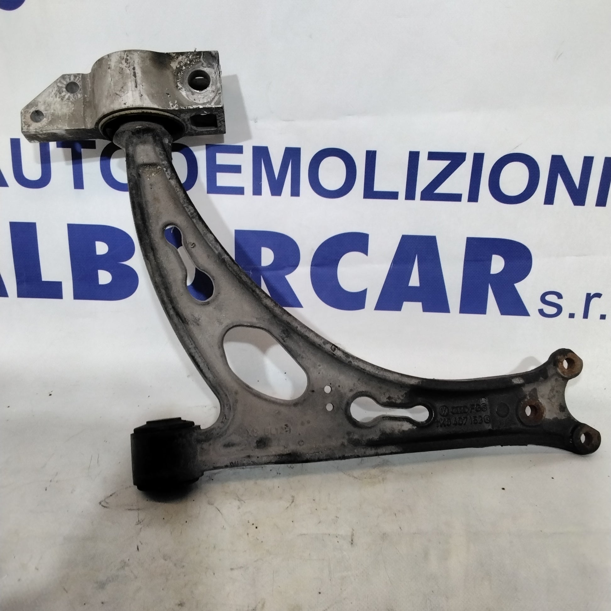 Braccio oscillante sospensione anteriore destra volkswagen golf 5 2.0 tdi anno 2005 codice:1K0407153G