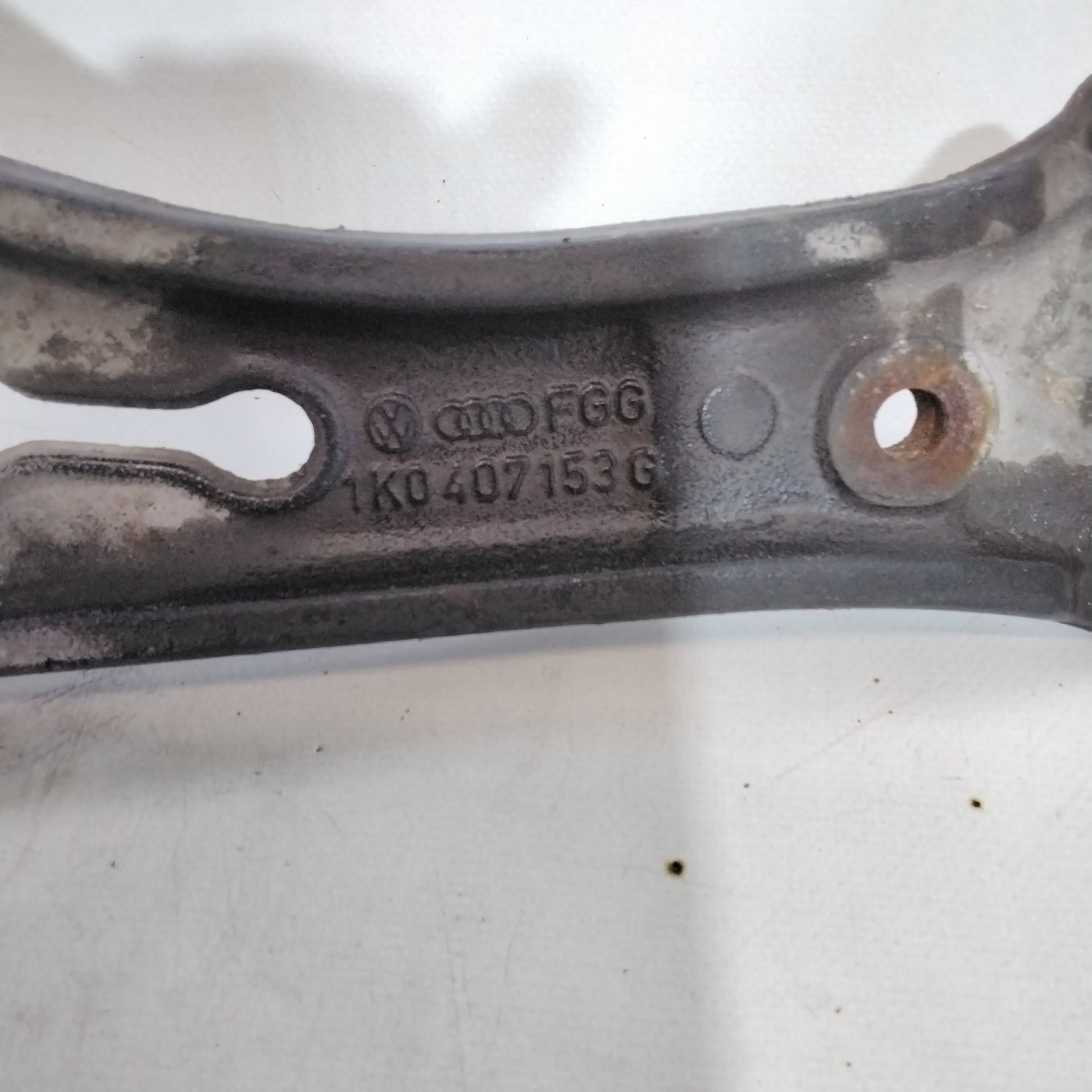Braccio oscillante sospensione anteriore destra volkswagen golf 5 2.0 tdi anno 2005 codice:1K0407153G