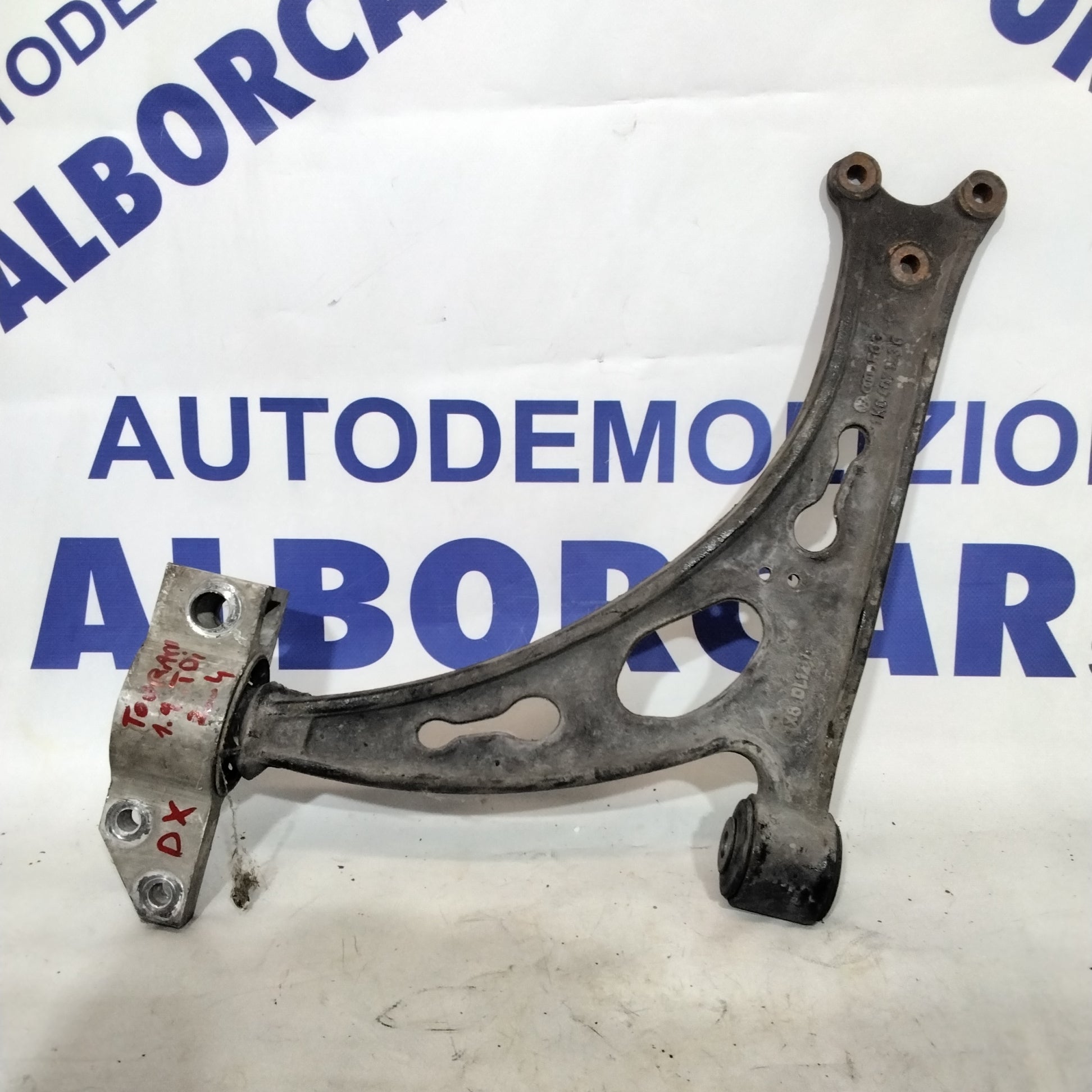 Braccio oscillante anteriore destro volkswagen touran 1.9 tdi anno 2004 codice:1K0407153G