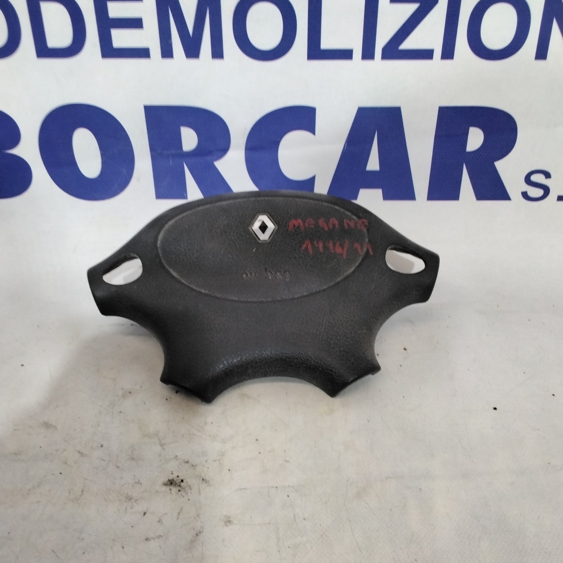 Renault Megane steering wheel airbag year 1996/1999 code: 7700843378