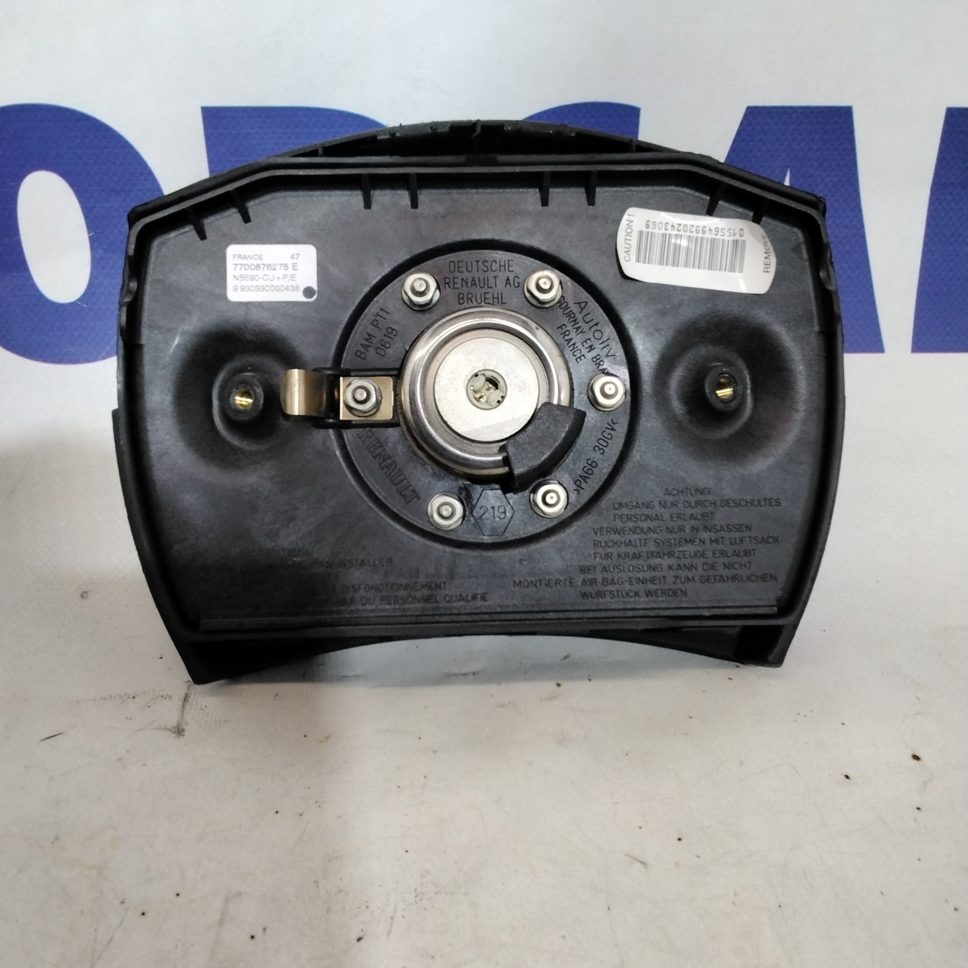 Renault Espace steering wheel airbag year 1998 code: 7700876275