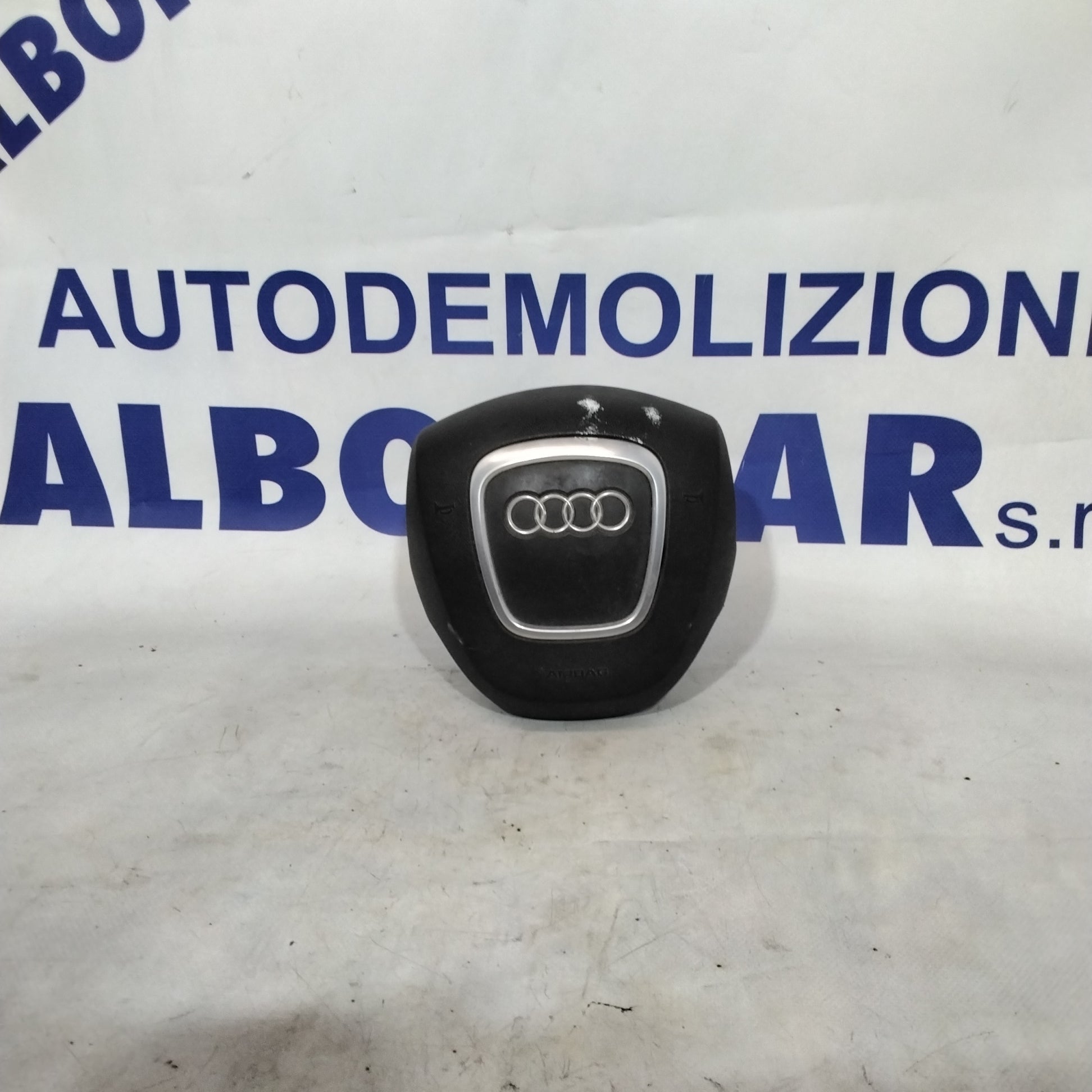 Airbag volante audi A6 anno 2004 /2010 codice:4F0880201S