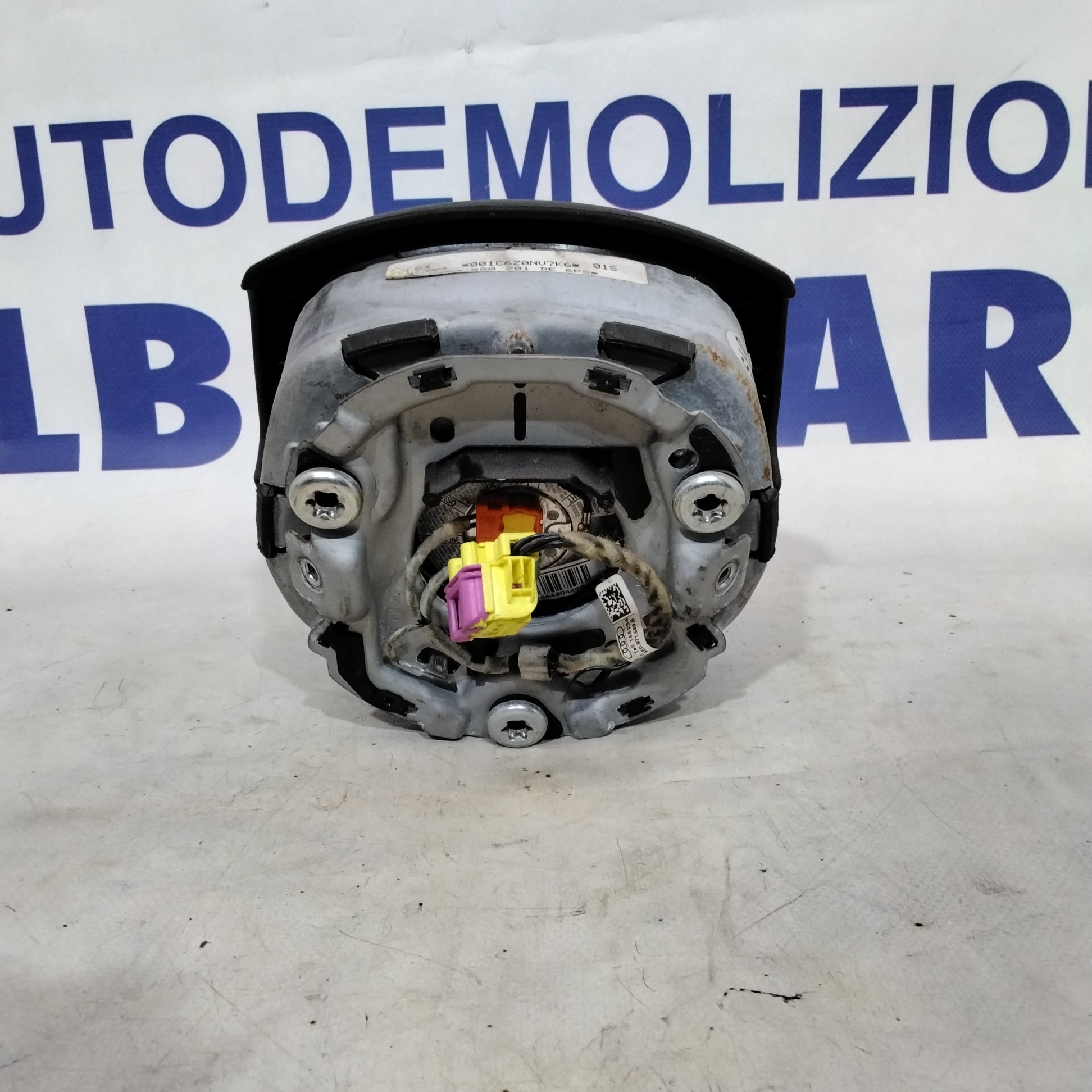 Airbag volante audi A4 b7 avant 2.0 tdi anno 2007 codice:8E0880201DE