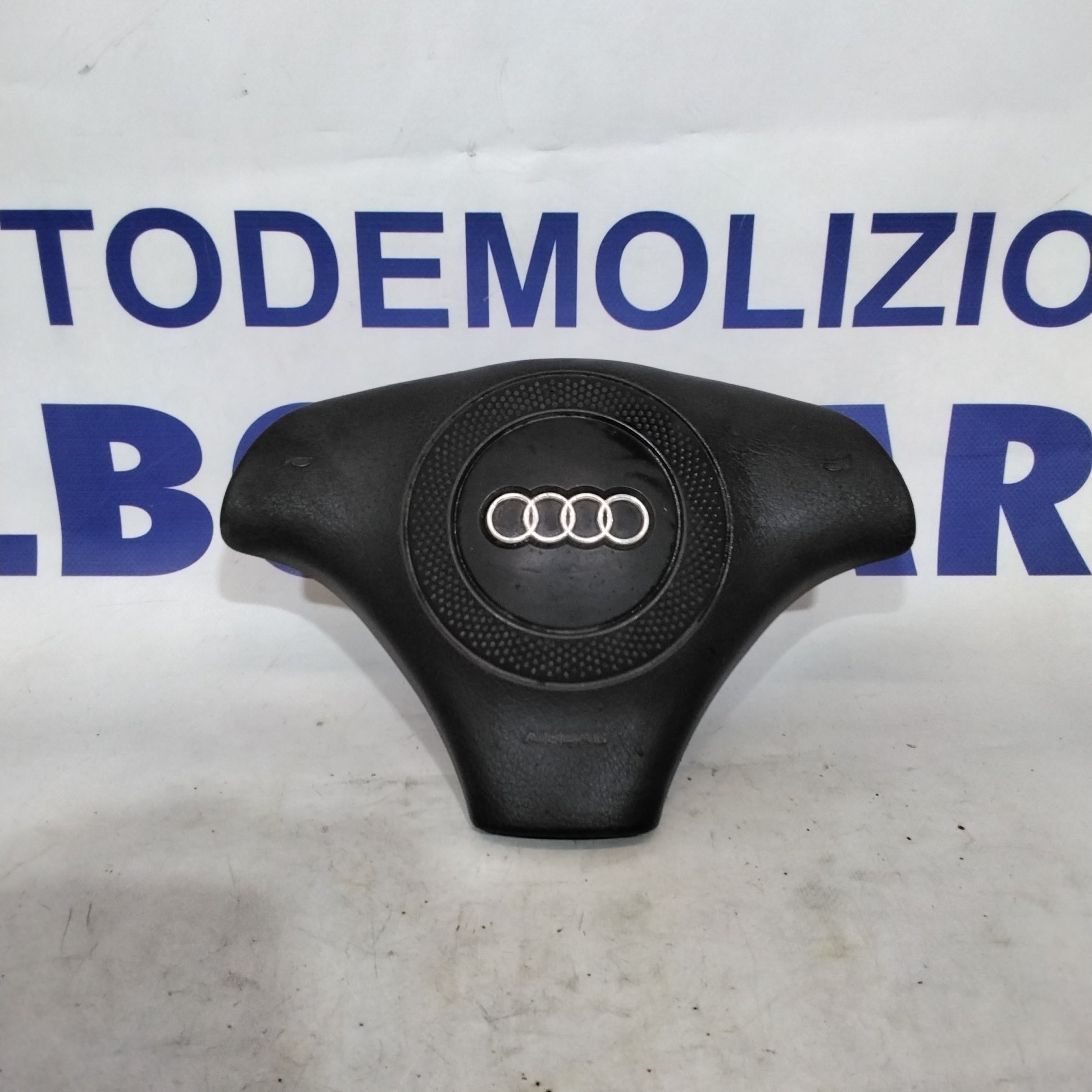 Airbag volante audi A4 B5 anno 1999 codice:8D0880201H