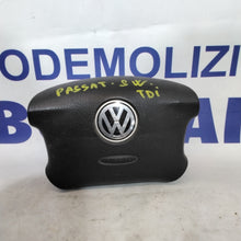 Carica l&#39;immagine nel visualizzatore di Gallery, Airbag volante volkswagen passat anno 1998 codice:111205000
