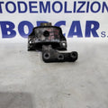 Supporto motore lato distribuzione peugeot 208 1.6 HDI anno 2015
