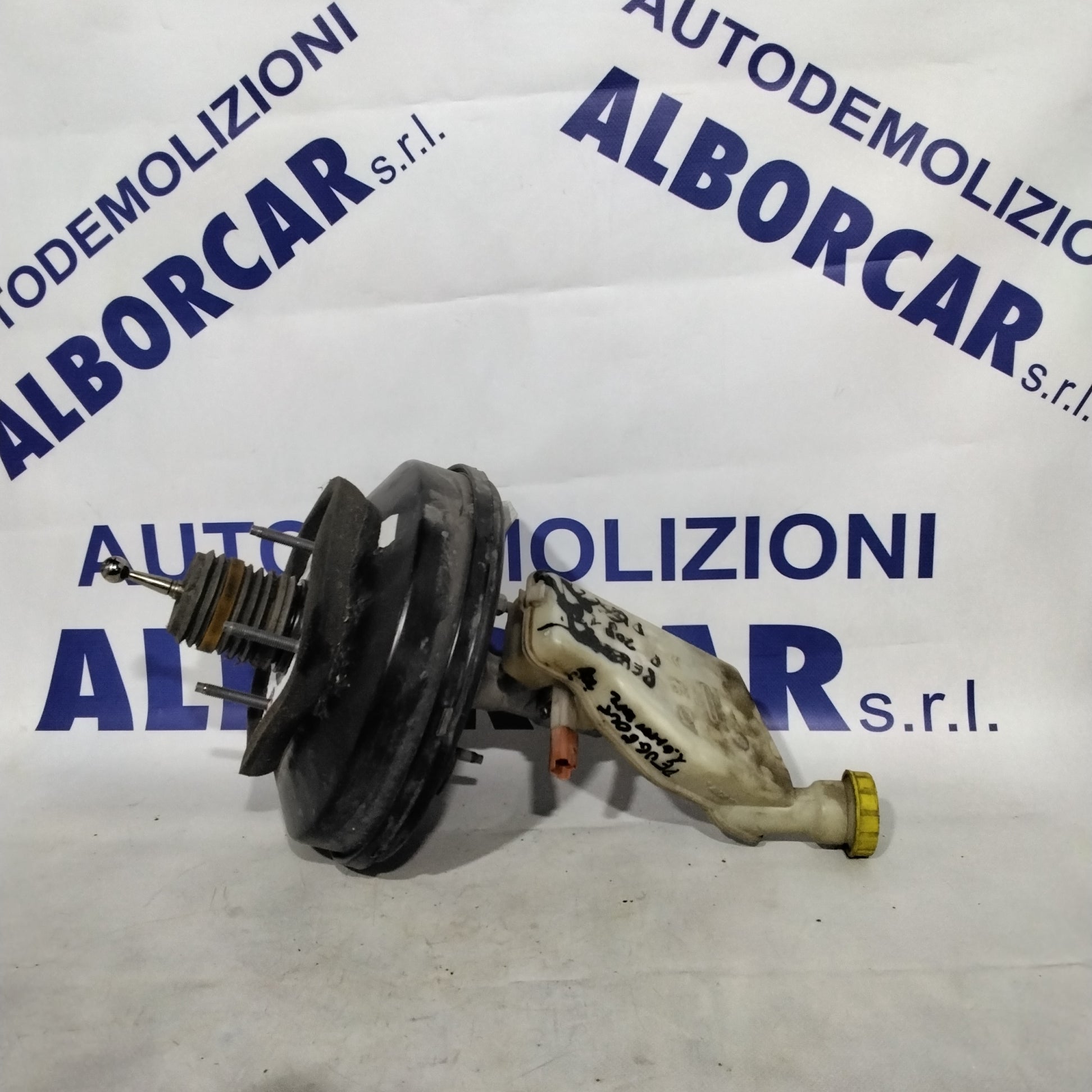 Servofreno peugeot 208 1.6 hdi anno 2015 codice:9672866180