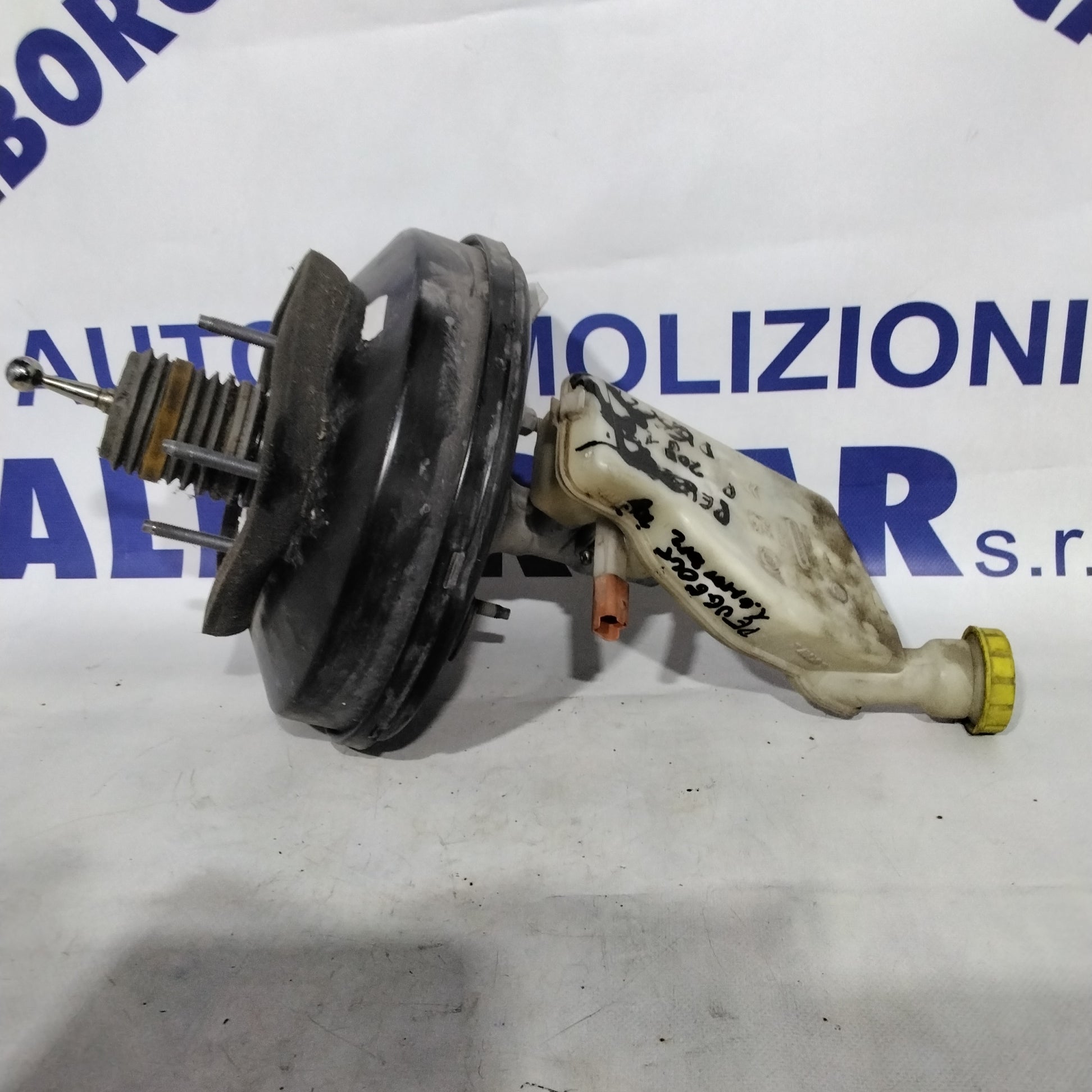 Servofreno peugeot 208 1.6 hdi anno 2015 codice:9672866180