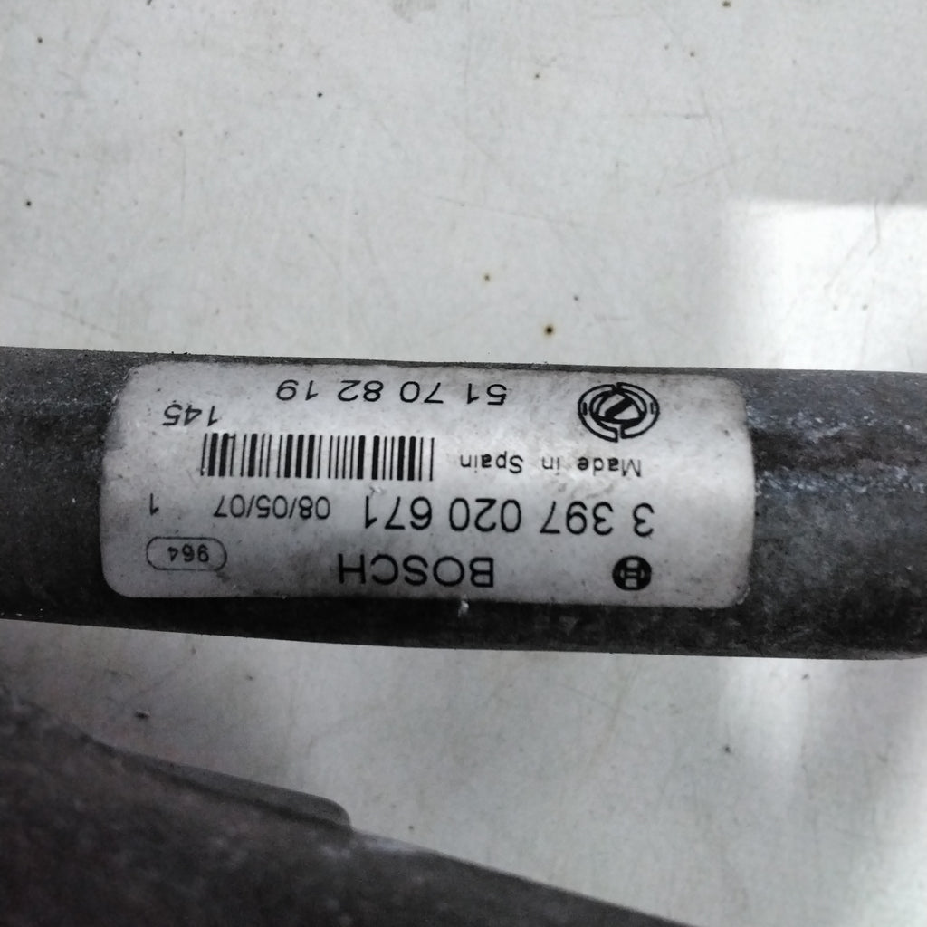 Motorino tergicristallo fiat croma 1.9 jdt anno 2007 codice:3397020671
