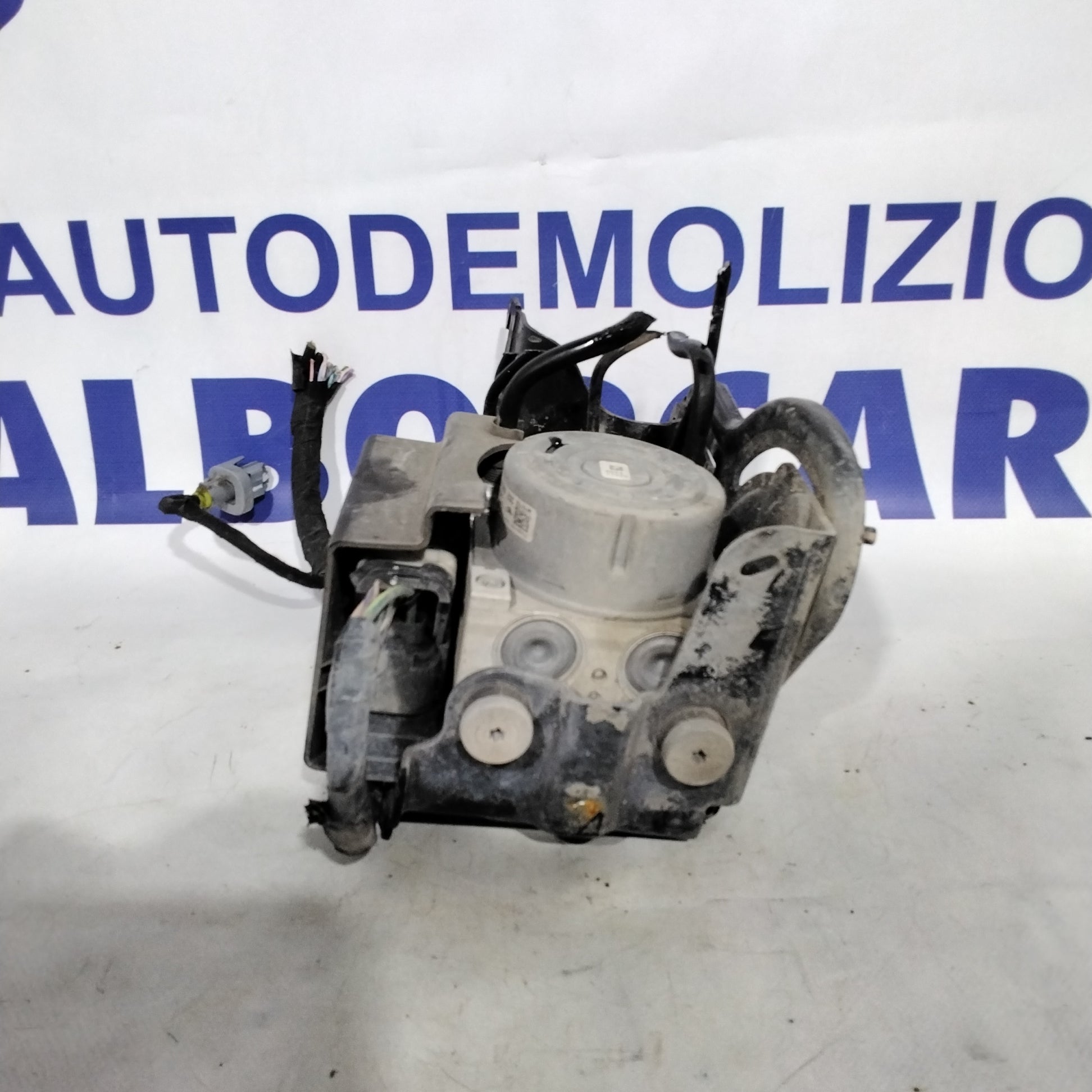 Pompa centralina abs peugeot 208 1.6 hdi anno 2015 codice:9804161580