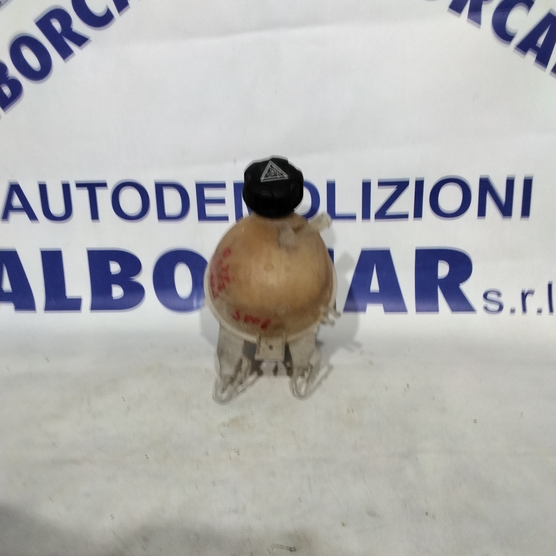Vaschetta acqua radiatore peugeot 208 1.6 diesel anno 2015 codice:9652621280