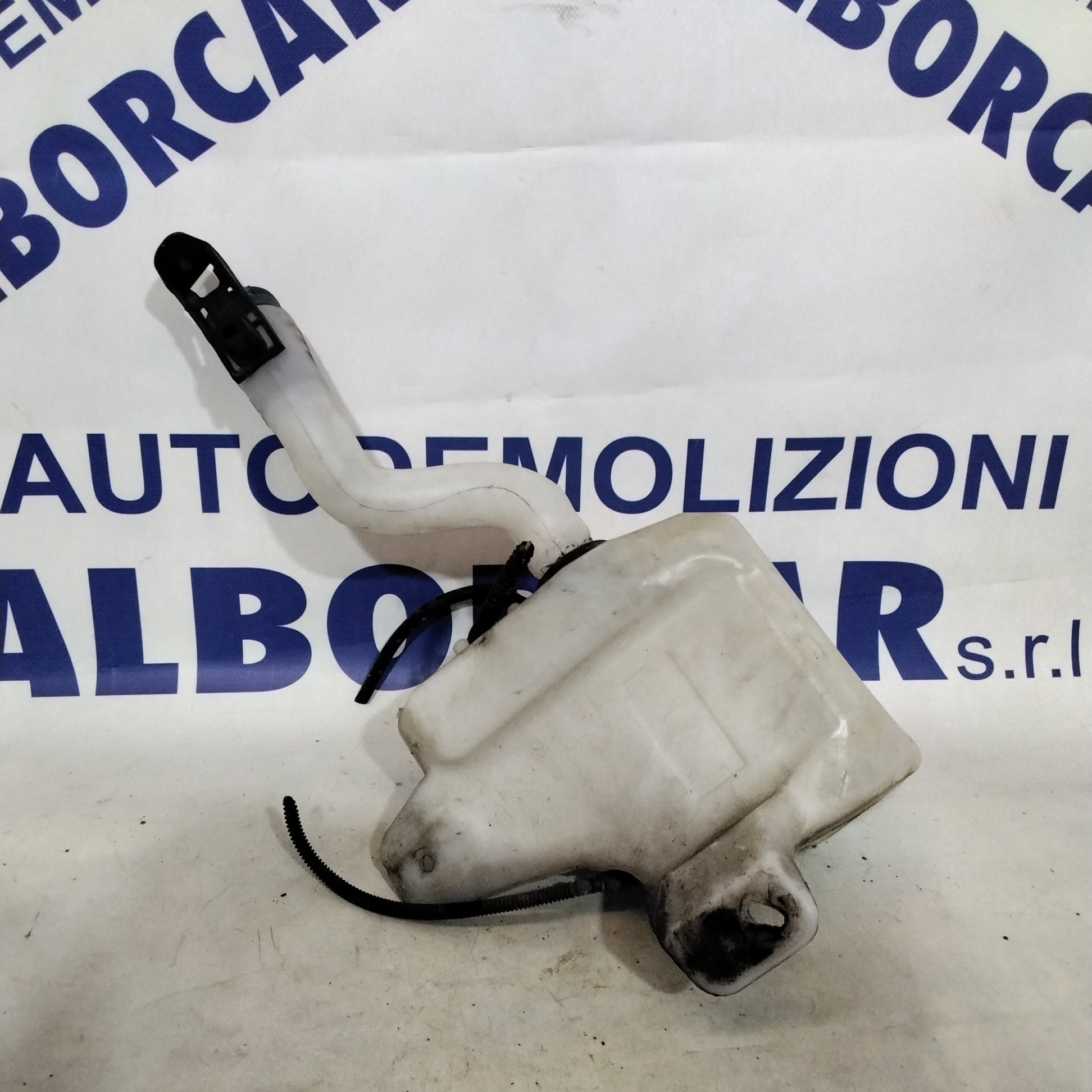 Depósito de agua limpiaparabrisas Alfa Romeo Mito 1.6 Multijet año 2008