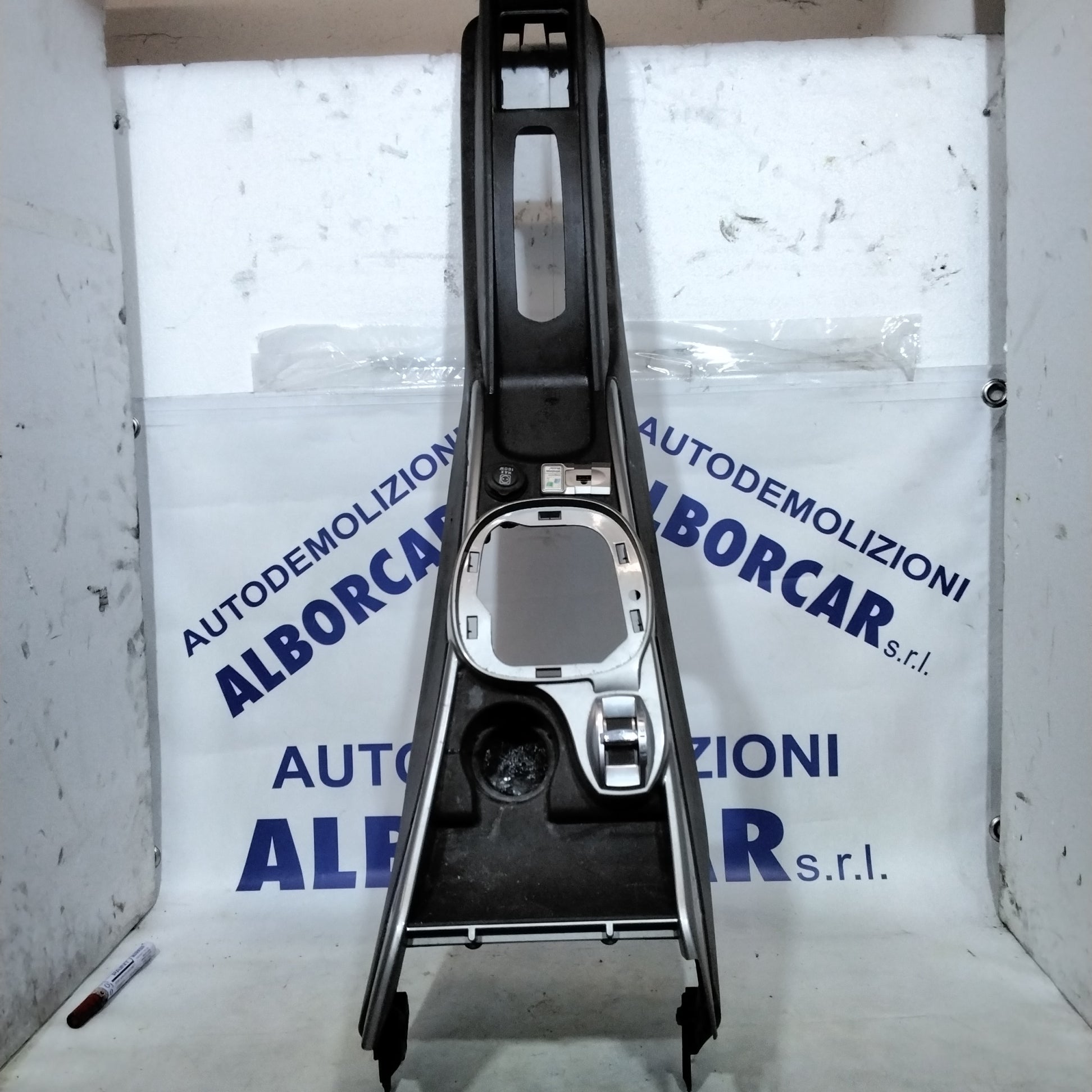 Alfa Romeo Mito 1.6 Multijet 2008 center console code: 156080682