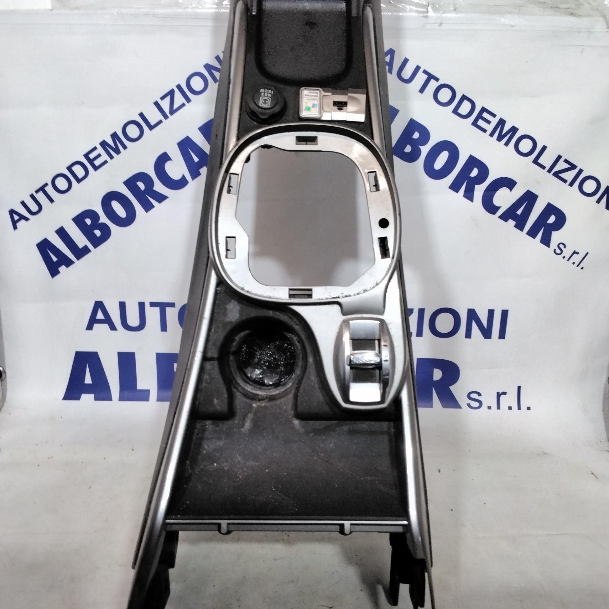 Alfa Romeo Mito 1.6 Multijet 2008 center console code: 156080682