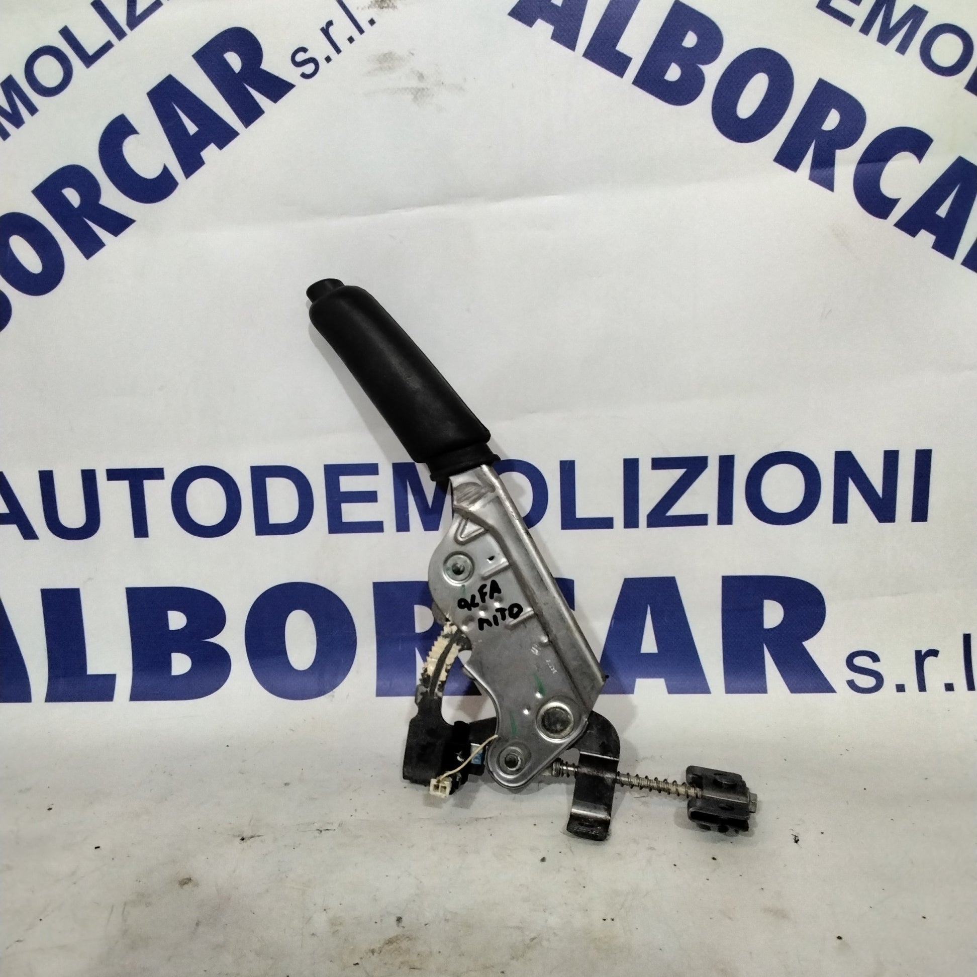 Alfa Romeo Mito 2008 handbrake