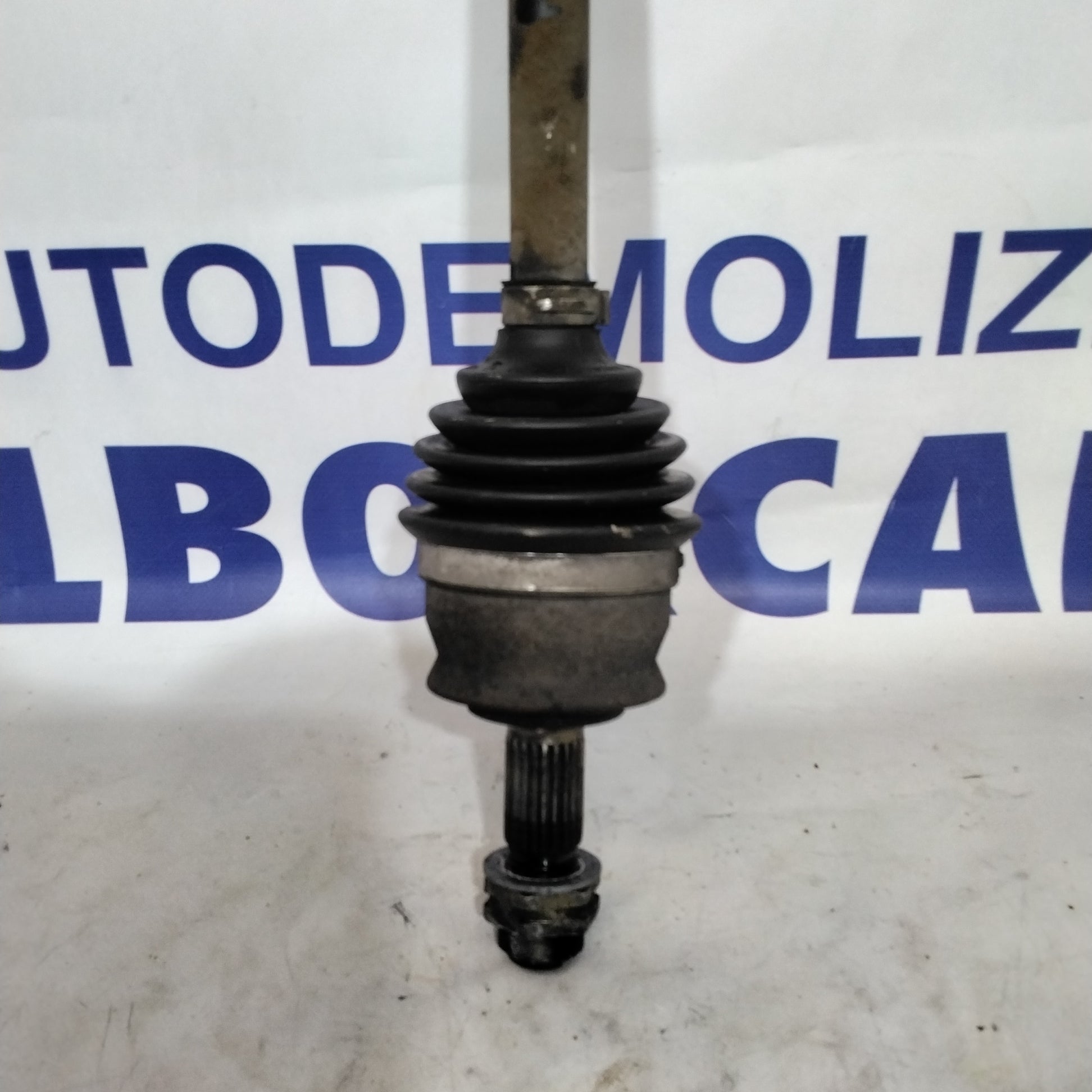 Semiasse sinistro fiat panda 1.3mjt anno 2004