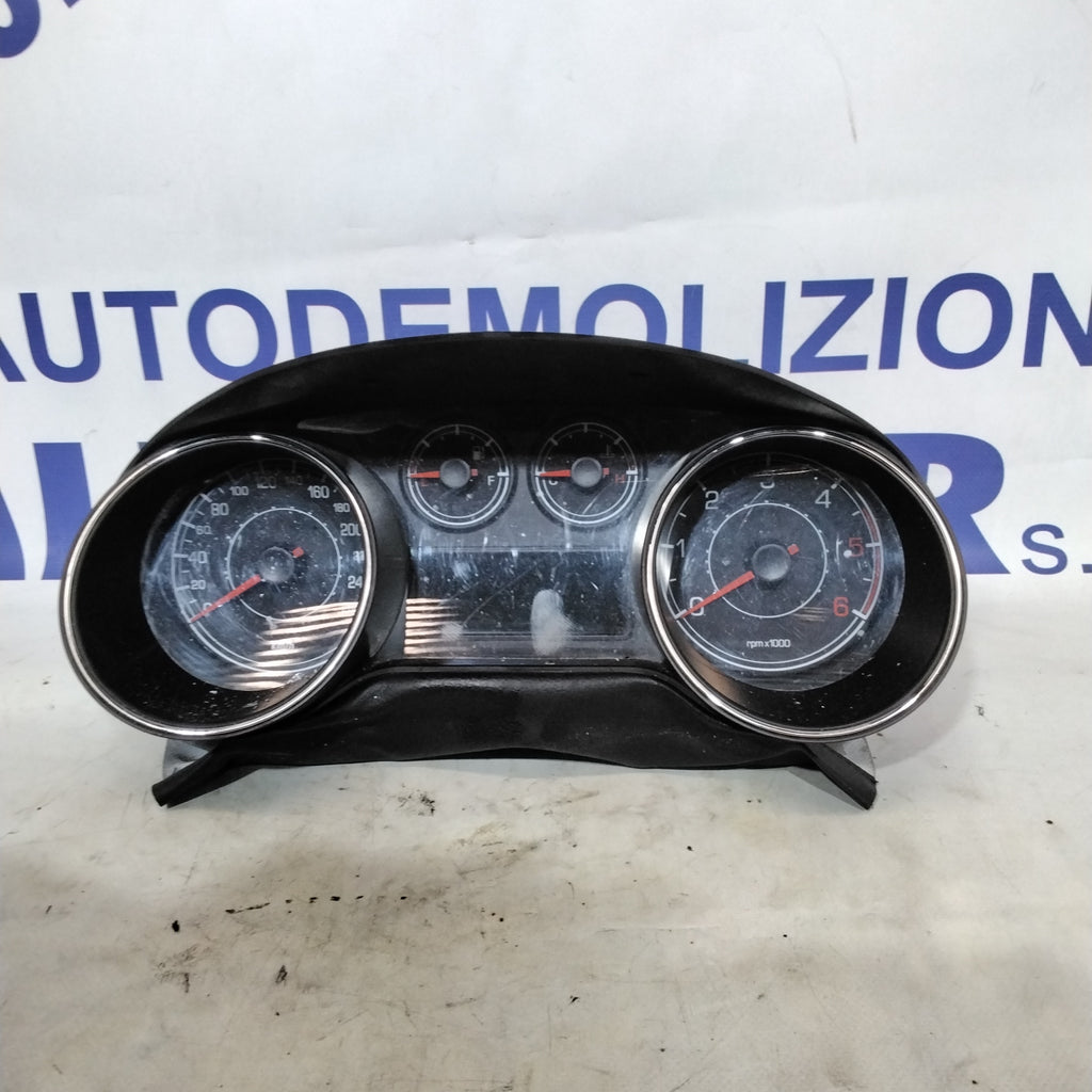 Quadro strumento /contachilometri fiat bravo 1.6 multijet anno 2012 codice:55500198