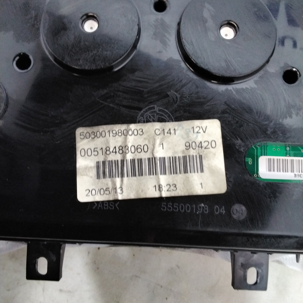 Quadro strumento /contachilometri fiat bravo 1.6 multijet anno 2012 codice:55500198