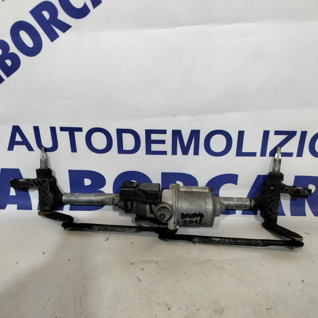 Motor de limpiaparabrisas Fiat Bravo 1.6 Multijet año 2012 código: MS1592008650