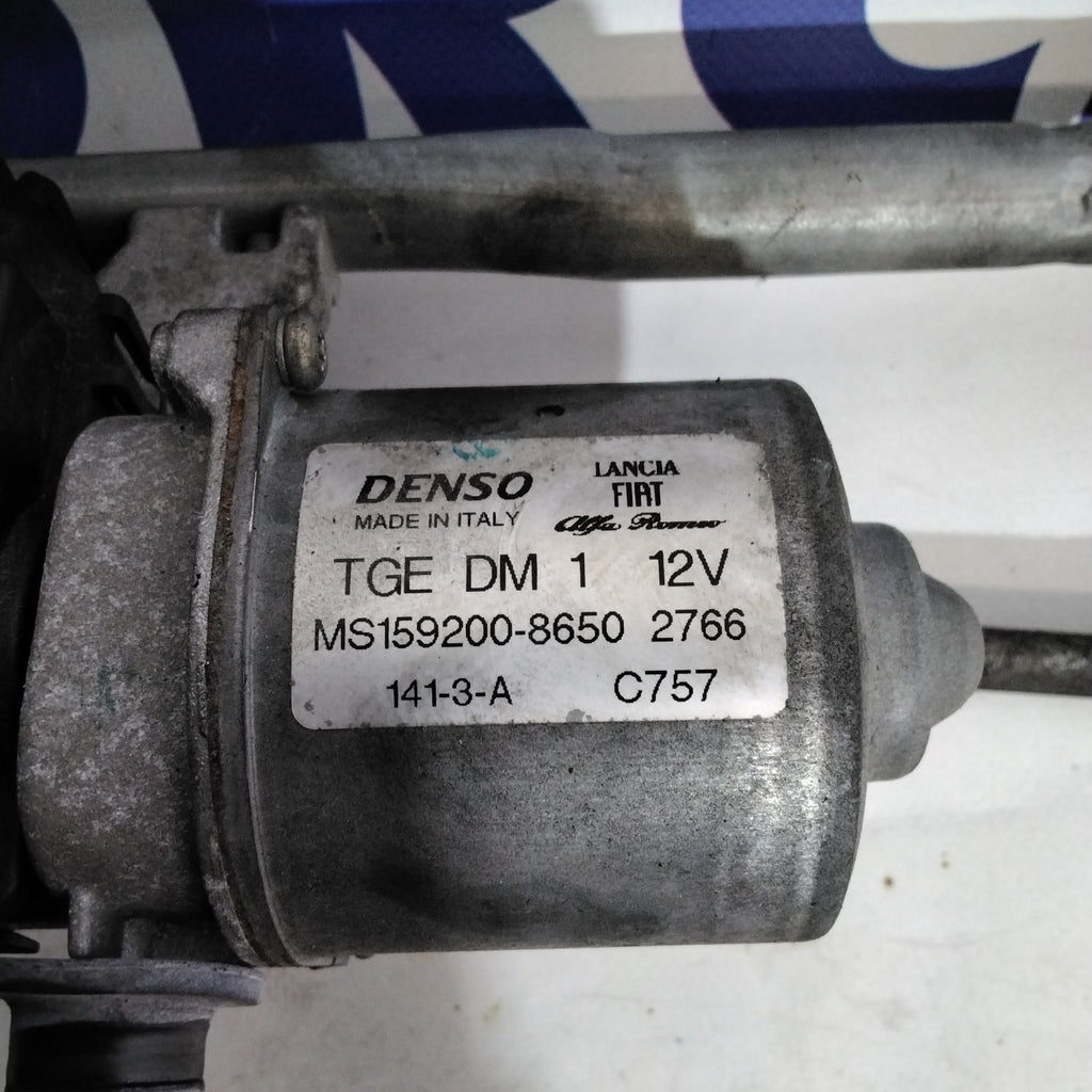 Motor de limpiaparabrisas Fiat Bravo 1.6 Multijet año 2012 código: MS1592008650