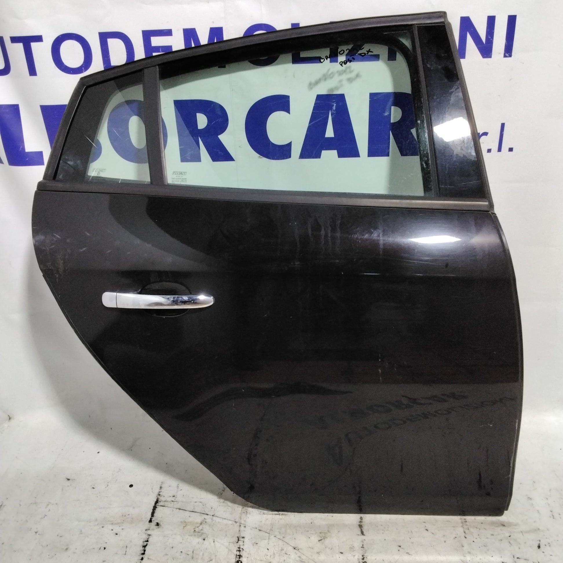 Puerta trasera derecha Fiat Bravo año 2012