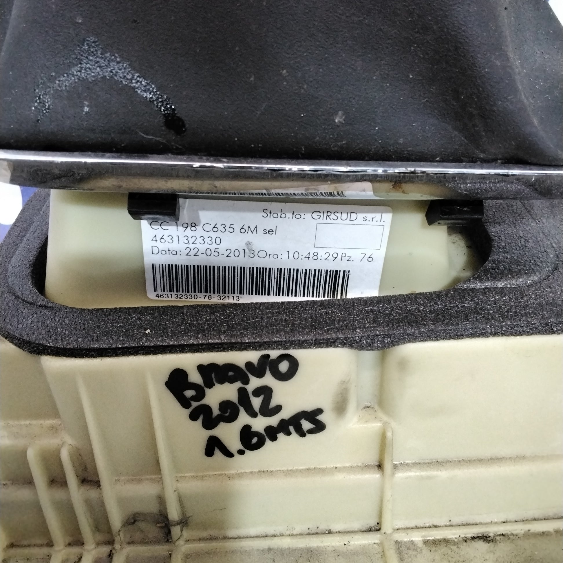 Complete gear lever Fiat Bravo year 2012 code: 463132330