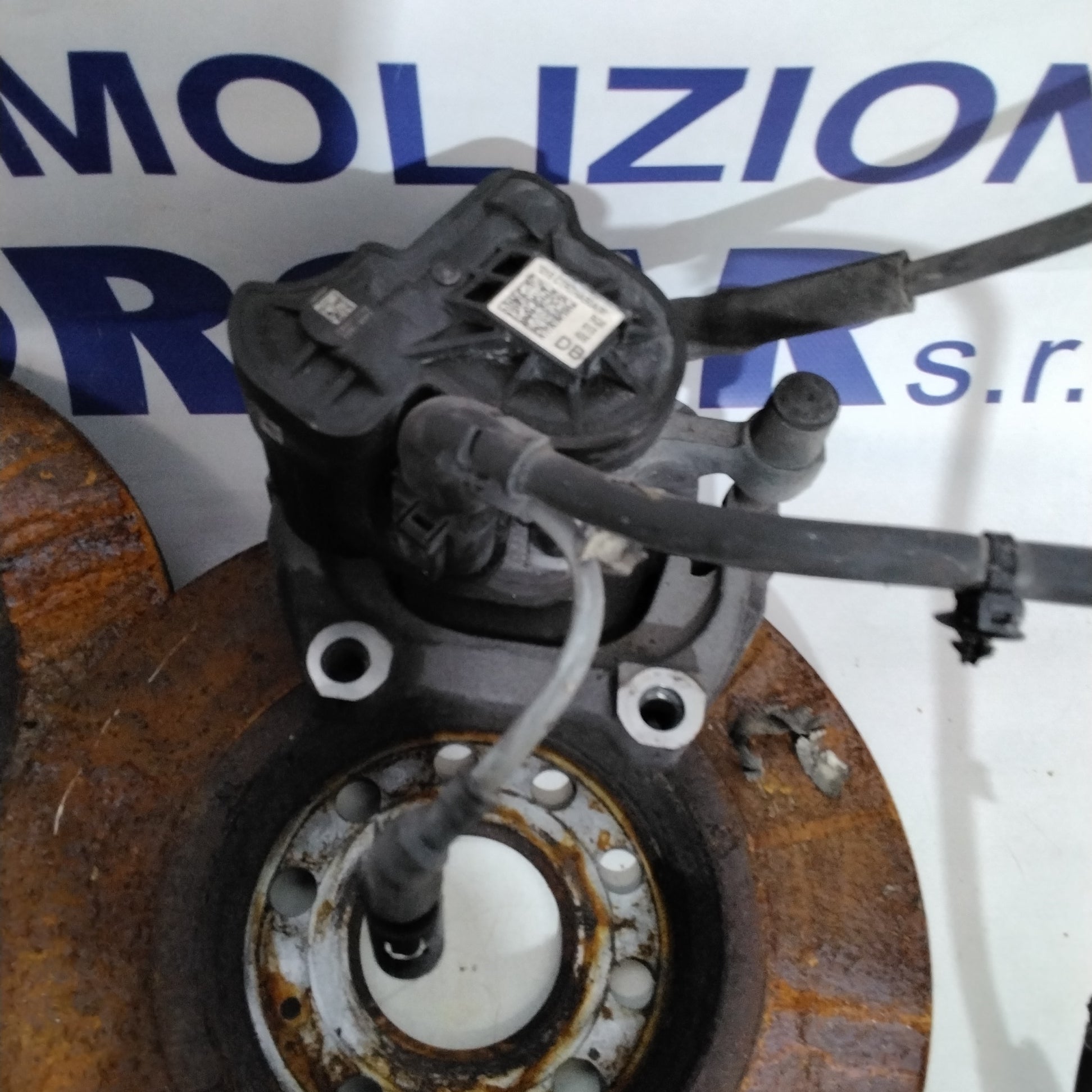 Brake disc + rear caliper Volkswagen Golf 7 1.6 tdi year 2017