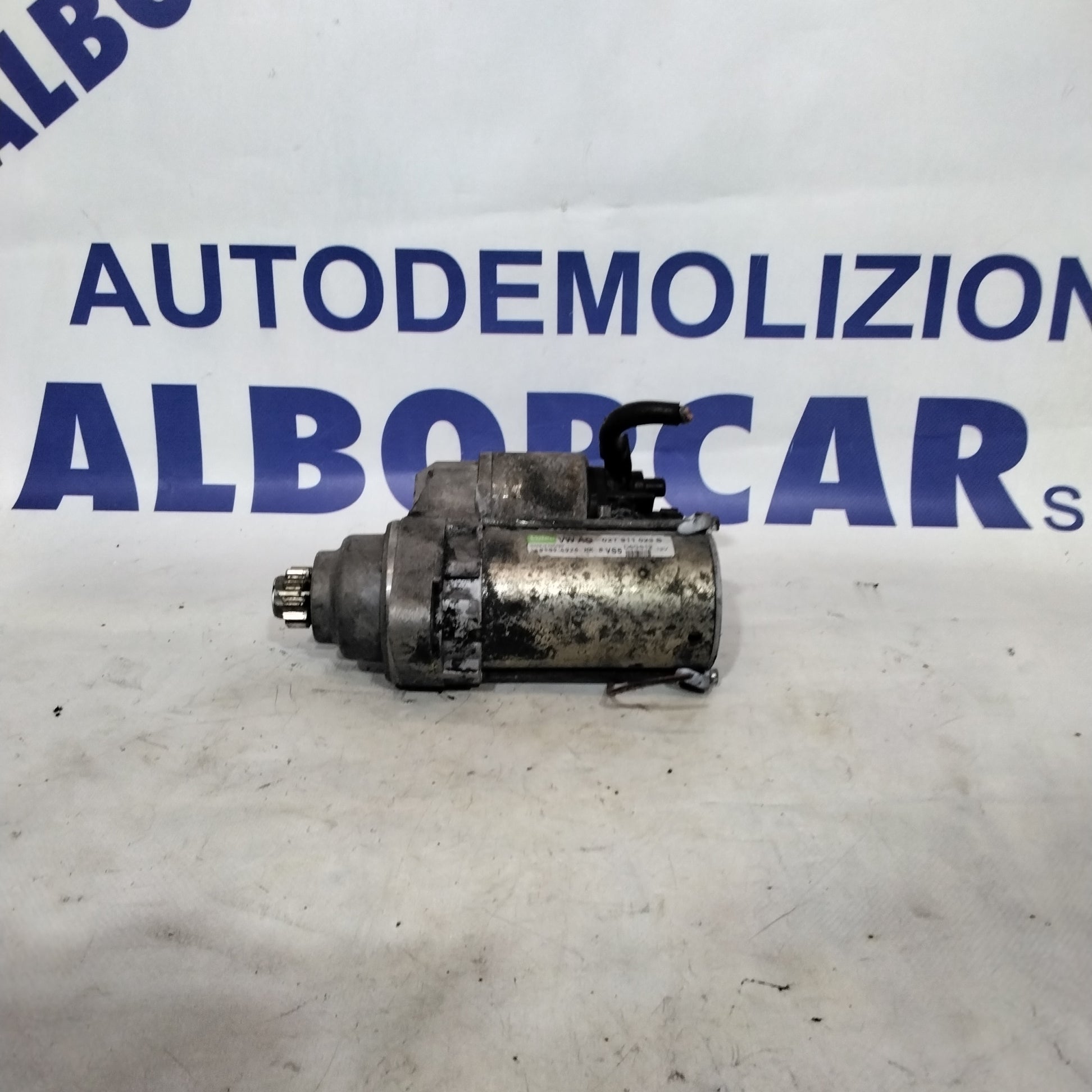 Motor de arranque Volkswagen Polo 1.2 gasolina año 2006 código: 02T9110123S (sf15p2)