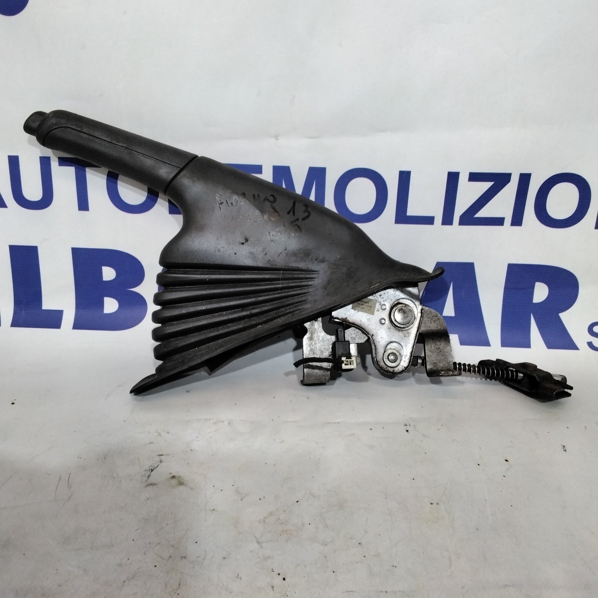 Freno de mano Fiat Fiorino año 2008