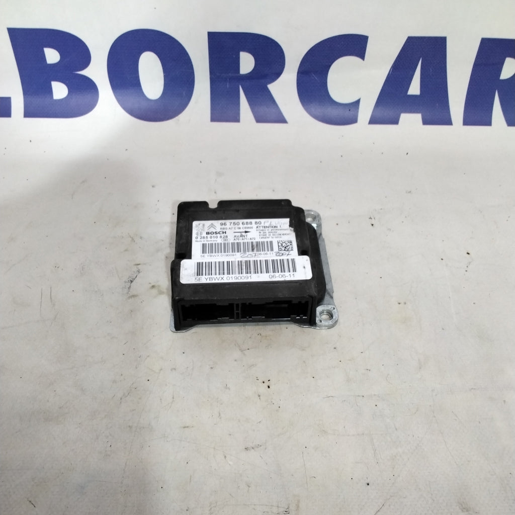Airbag control unit Peugeot 207 1.4 HDI year 2007 code:0285010828