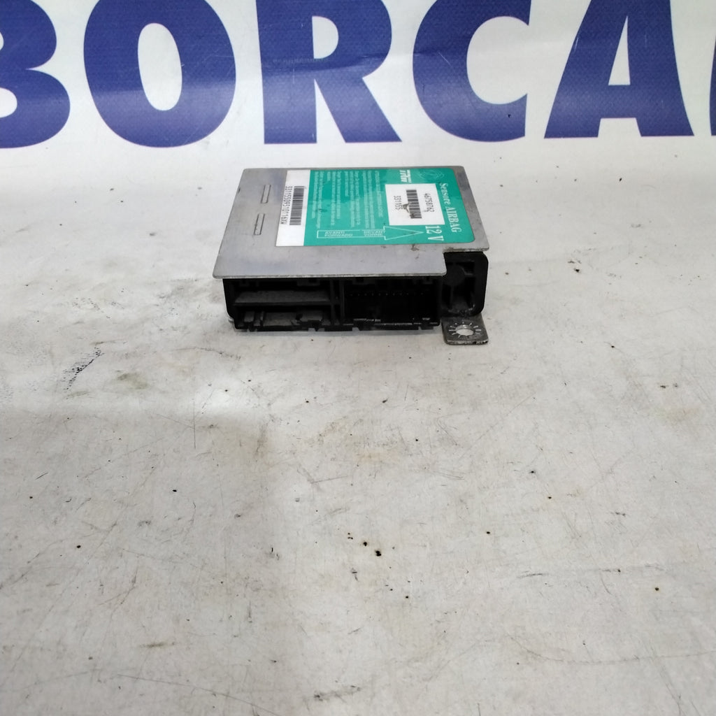 Centralita airbag Fiat Punto segunda serie año 2000 código: 46758762