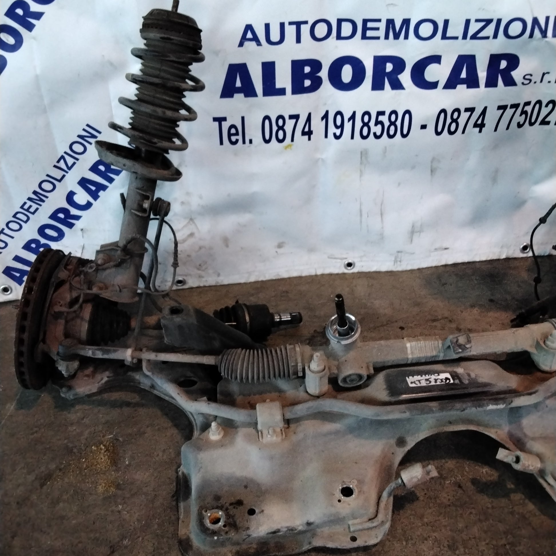 Eje delantero completo Alfa Romeo Mito 1.6 diésel año 2008