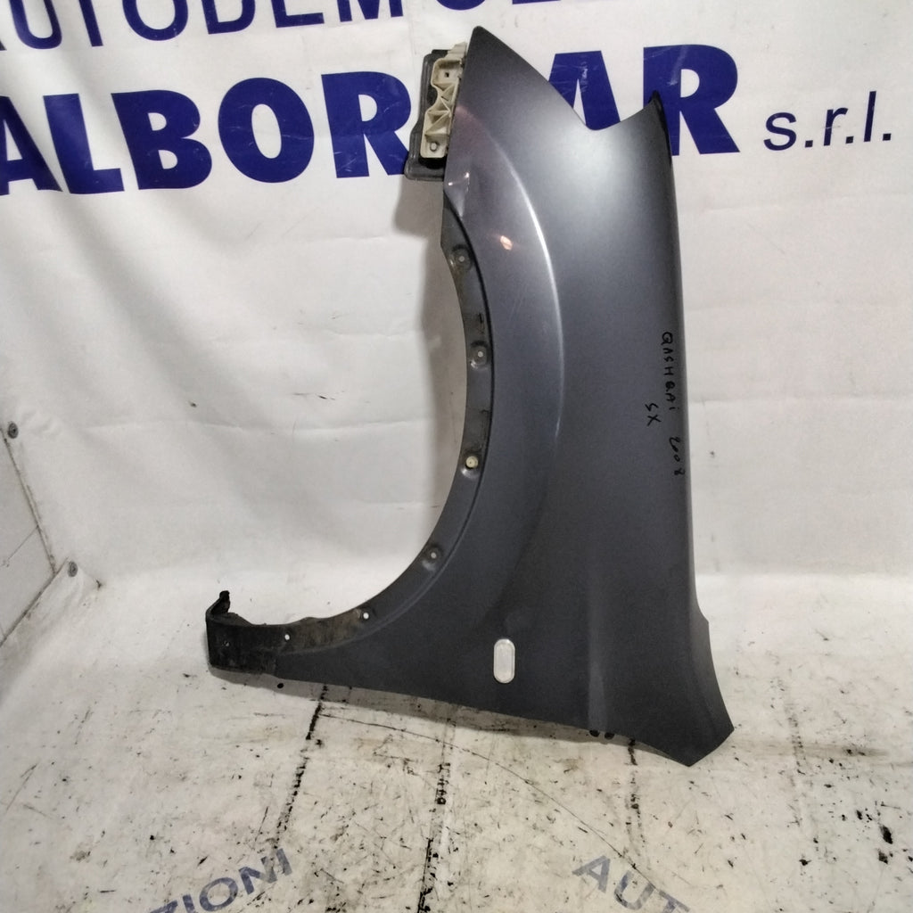guardabarros aleta delantera izquierda Nissan QASHQAI año 2008